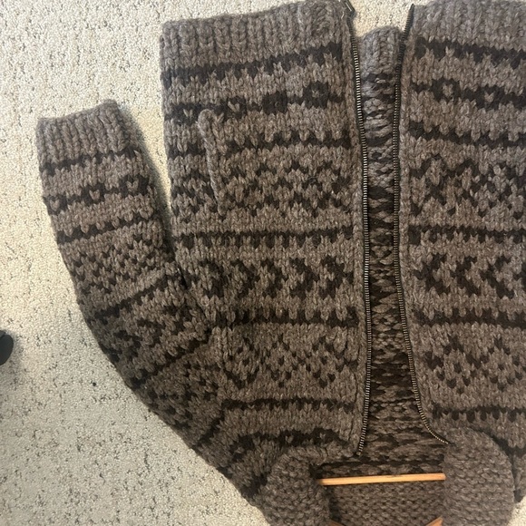 Cowichan authentic XXL or XL full wool in excellent condition- Unisex great cond - Picture 15 of 15